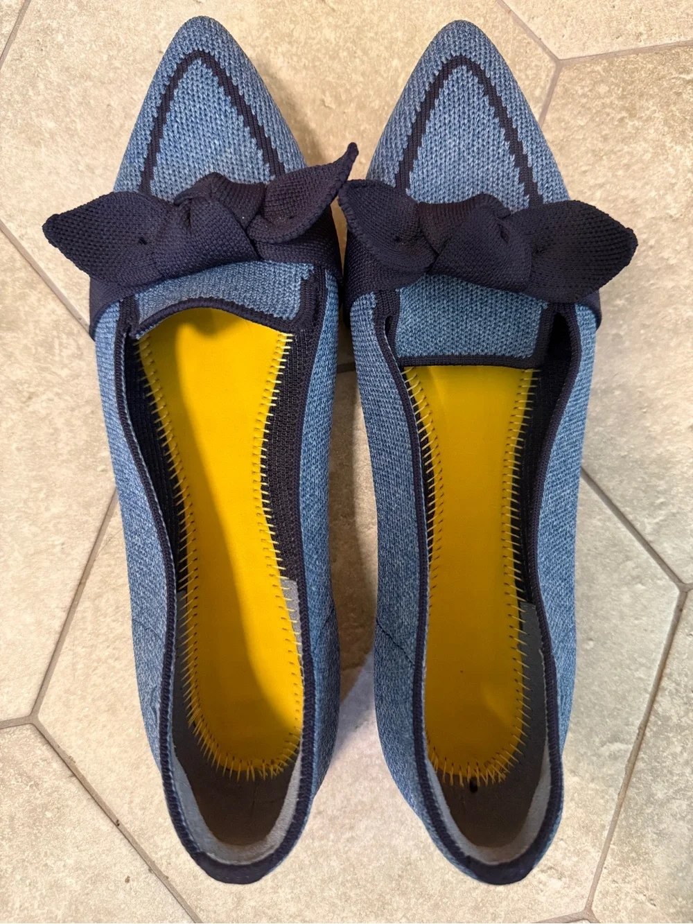 Vivaia Pointed Toe Bow Chambray Slip On Loafers Flats Women’s size 38/7-7.5